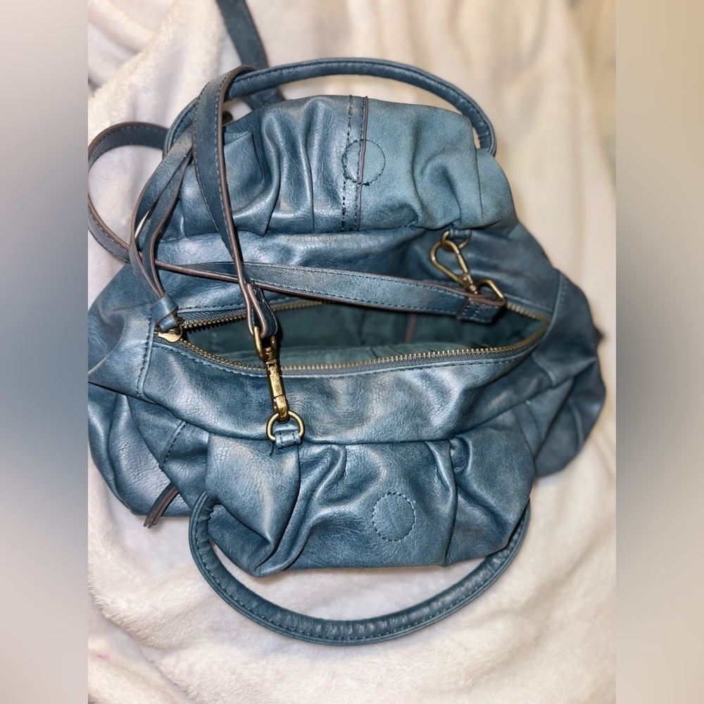 Time and Tru Cross body/handbag. - Picture 3 of 15